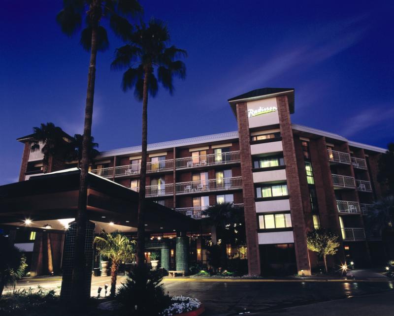 Embassy Suites By Hilton Tucson East Exterior photo